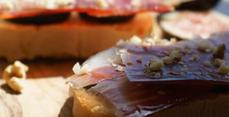 ricetta renieri con pane prosciutto e noci